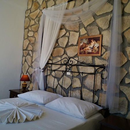 Bougainvillea Suites Kamári Dış mekan fotoğraf