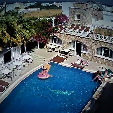 Bougainvillea Suites Kamári Dış mekan fotoğraf