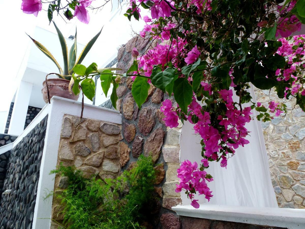 Bougainvillea Suites Kamári Dış mekan fotoğraf