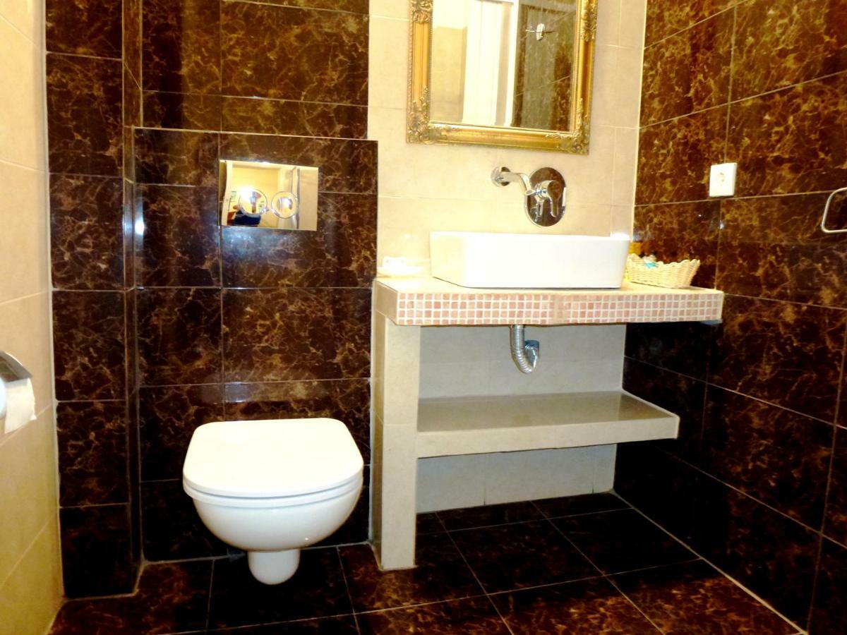 Bougainvillea Suites Kamári Dış mekan fotoğraf