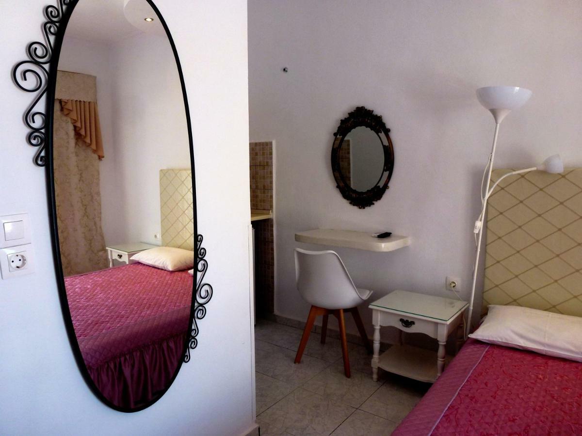 Bougainvillea Suites Kamári Dış mekan fotoğraf