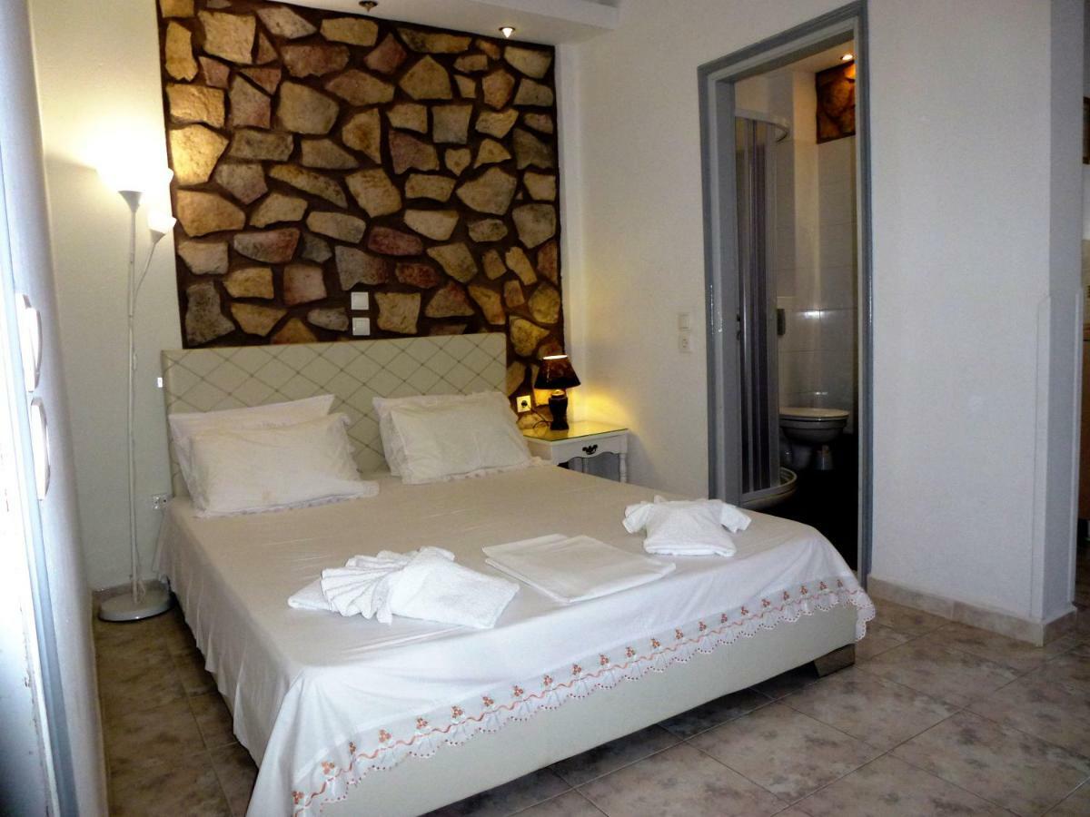 Bougainvillea Suites Kamári Dış mekan fotoğraf